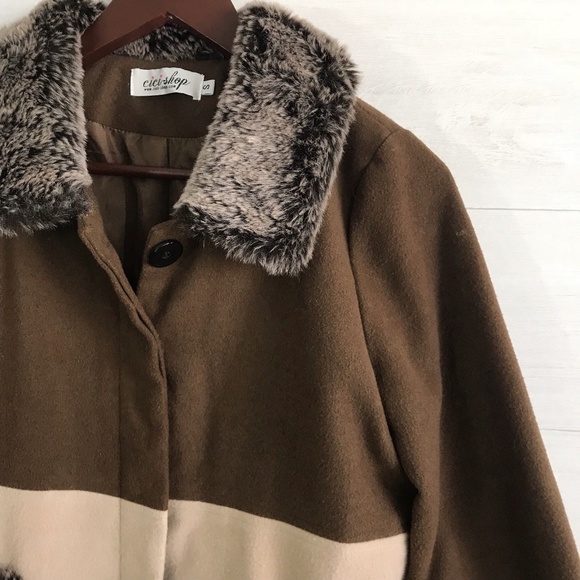 Cici Shop Brown Faux Fur Large Pocket Coat - Picture 2 of 5